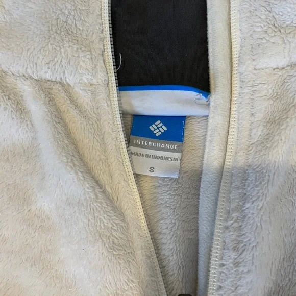 Columbia jacket. Small. Excellent condition. - Picture 3 of 4